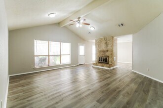 1418 Hunters Park Dr in Missouri City, TX - Building Photo - Building Photo