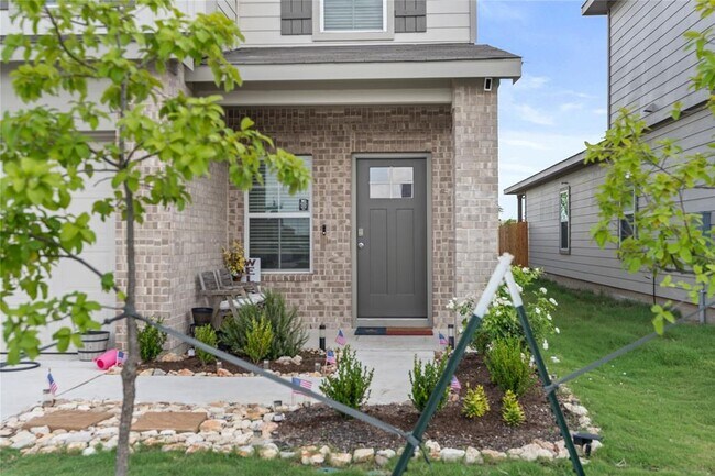 143 Santa Rosa Ln in Buda, TX - Building Photo - Building Photo