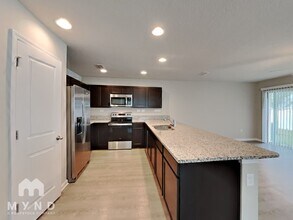 12716 Camden Rd in Jacksonville, FL - Building Photo - Building Photo