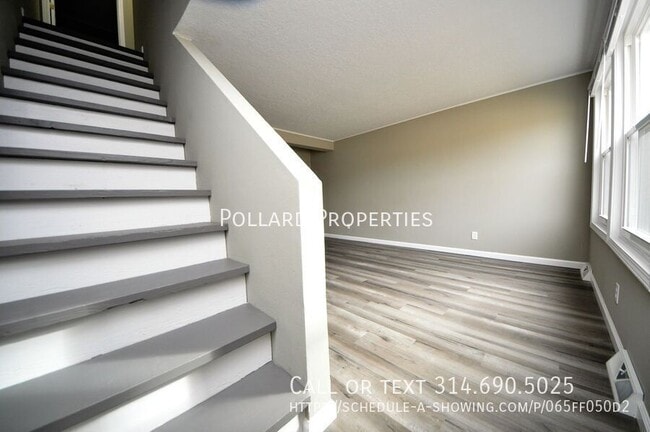 301-307 Granada Dr in Warrenton, MO - Building Photo - Building Photo