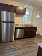 435 Prospect Ct in Waukesha, WI - Building Photo - Building Photo