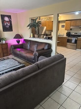 1513 Whitehall Blvd in Kent, OH - Foto de edificio - Building Photo