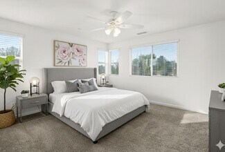 1913 Oak Ln in Clovis, CA - Building Photo - Building Photo