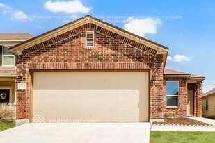 2012 Brandywine Dr in New Braunfels, TX - Building Photo