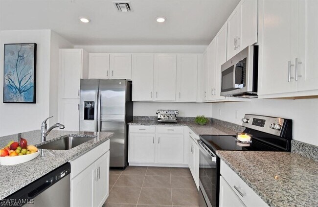 26381 Coco Cay Cir in Bonita Springs, FL - Building Photo - Building Photo