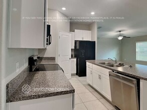 1873 Crinkle Leaf Ct in Ruskin, FL - Building Photo - Building Photo