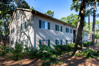 Wilderness Cove Apartments in Beaufort, SC - Building Photo - Building Photo