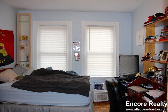 40 Anderson St, Unit 15 in Boston, MA - Building Photo - Building Photo