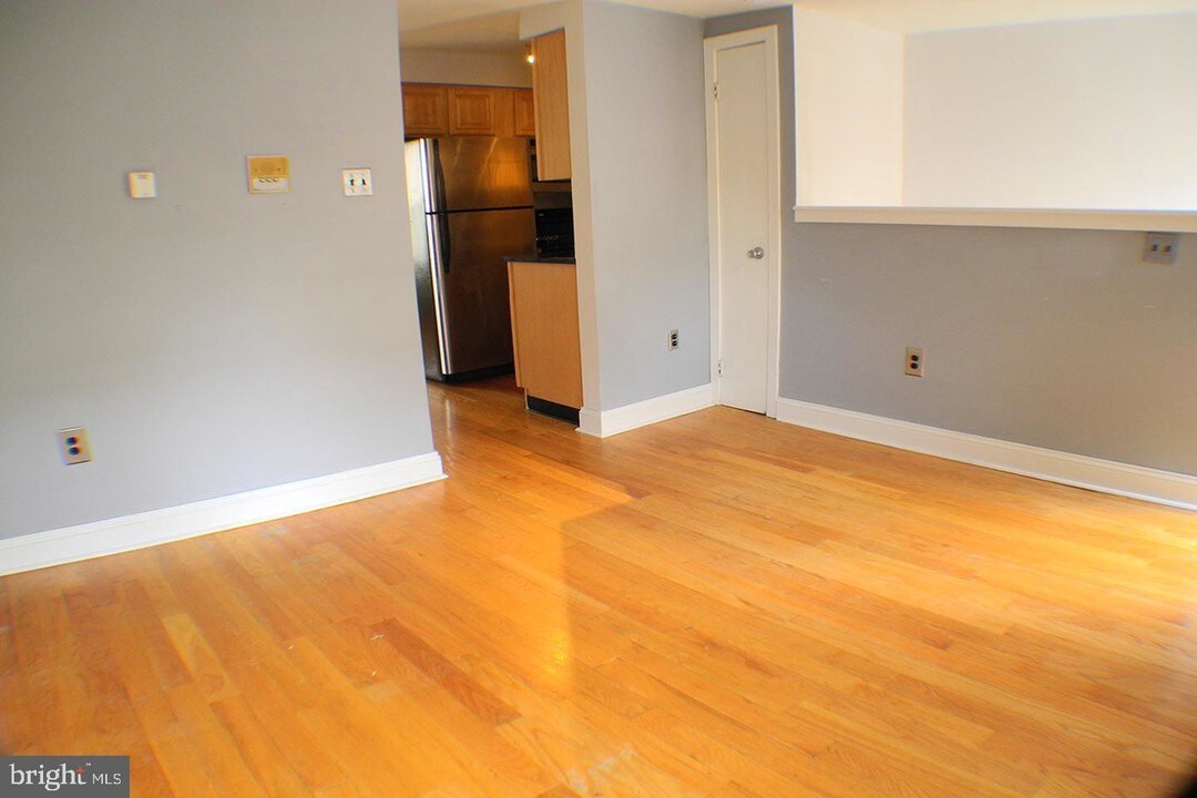 2018 Christian St-Unit -E in Philadelphia, PA - Building Photo