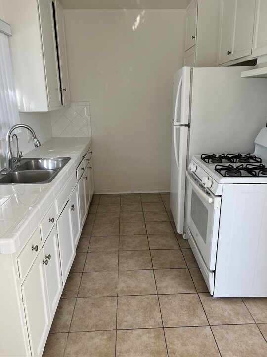 4450 Overland Ave in Culver City, CA - Building Photo