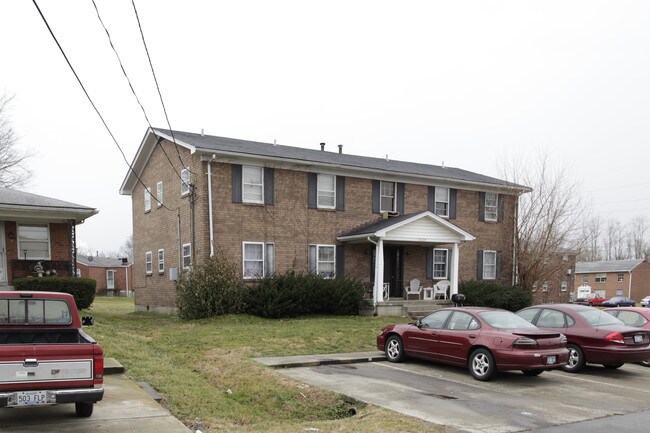 10304 Torrington Rd in Louisville, KY - Building Photo - Building Photo