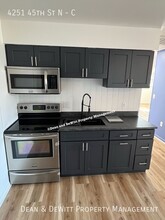 4251 45th St N in St. Petersburg, FL - Building Photo - Building Photo