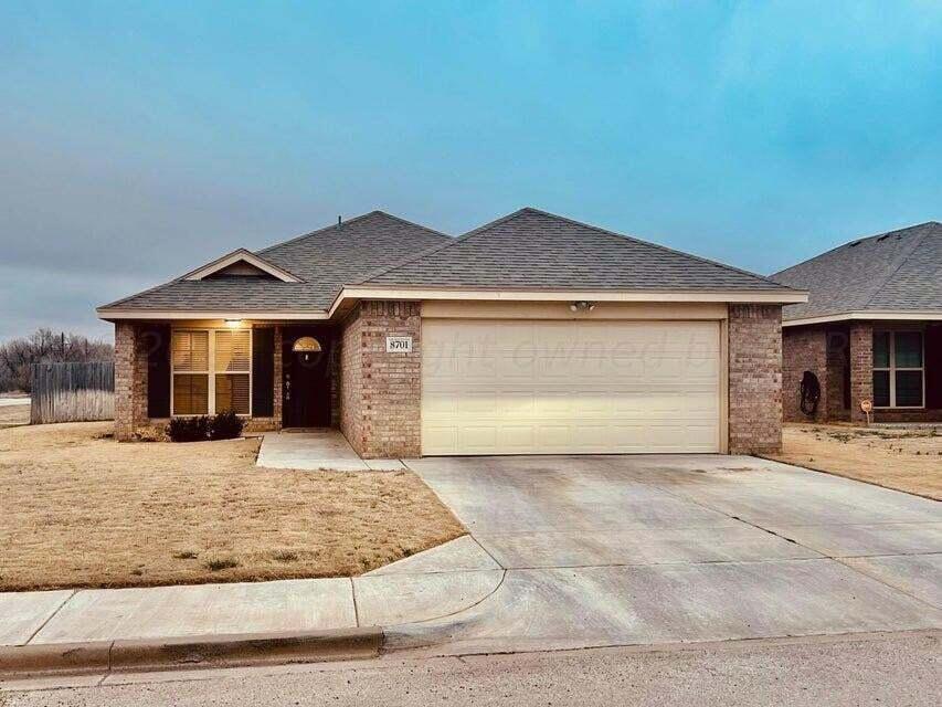 8701 13th St in Lubbock, TX - Building Photo