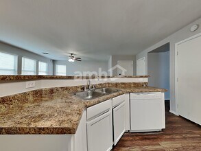 11167 W Garfield St in Avondale, AZ - Foto de edificio - Building Photo