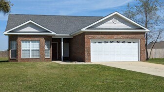 25873 Rambo Ln in Elberta, AL - Building Photo