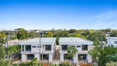 11 SE 12th Ave in Fort Lauderdale, FL - Building Photo - Building Photo