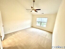 1107 Settlement Dr in Williamsburg, VA - Building Photo