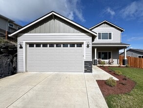 2771 Cascara Dr in Eugene, OR - Building Photo - Building Photo