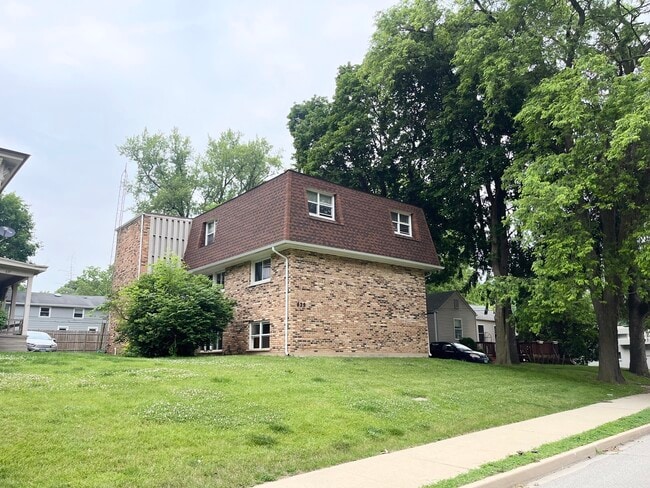 property at 639 McHenry Ave