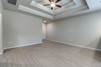 522 Hudson St in Seguin, TX - Building Photo - Building Photo