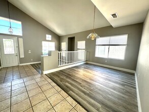 293 Sea Rim Ave in Las Vegas, NV - Building Photo - Building Photo