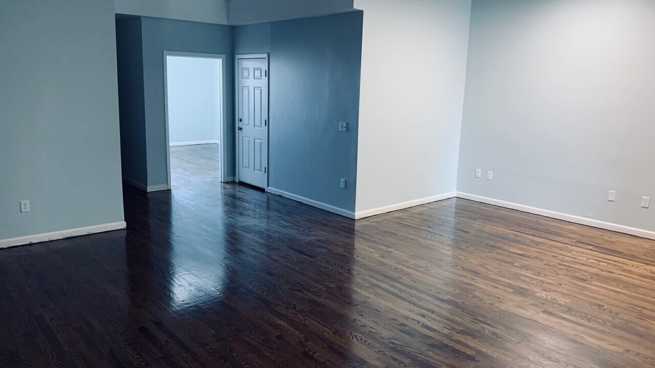 1207 Summit Ave, Unit 1 in Union City, NJ - Building Photo