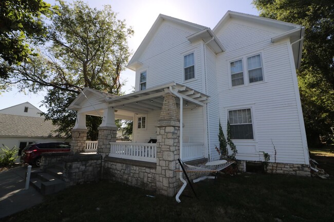 1803 Anderson Ave in Manhattan, KS - Building Photo - Building Photo