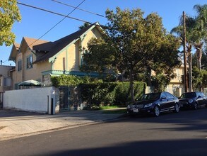 Talmadge Palace Apartments in Los Angeles, CA - Building Photo - Building Photo