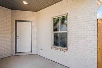 1111 N 7th St in Wolfforth, TX - Building Photo - Building Photo