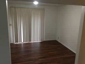 2525 Newcastle St in Eugene, OR - Building Photo - Building Photo