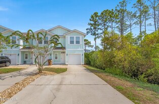 1886 Pointe Dr in Panama City Beach, FL - Building Photo