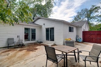 320 Waynell St in Fort Worth, TX - Building Photo - Building Photo