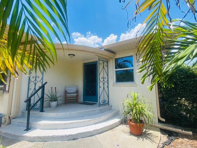 property at 1401 61st Ave N