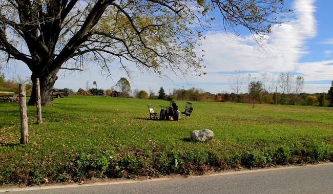 46 Exeter Rd in Lebanon, CT - Building Photo - Building Photo