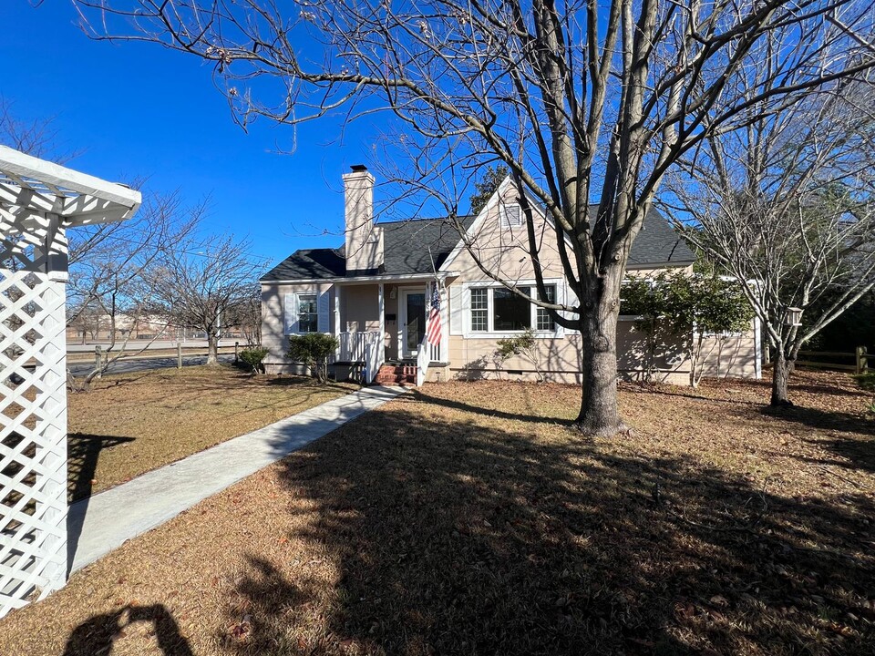 2534 McNeill Cir in Fayetteville, NC - Building Photo