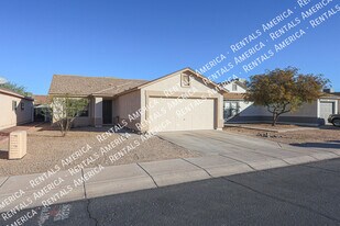 11802 W Columbine Dr in El Mirage, AZ - Building Photo