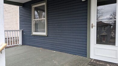 828 Davis St in Kalamazoo, MI - Building Photo - Building Photo