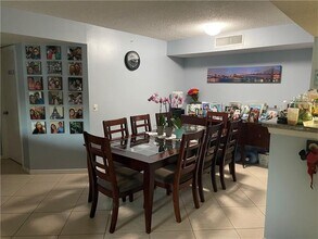 5025 Wiles Rd in Coconut Creek, FL - Building Photo - Building Photo