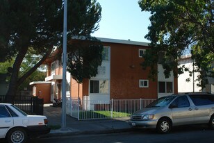 1424 Carnelian Dr Apartamentos