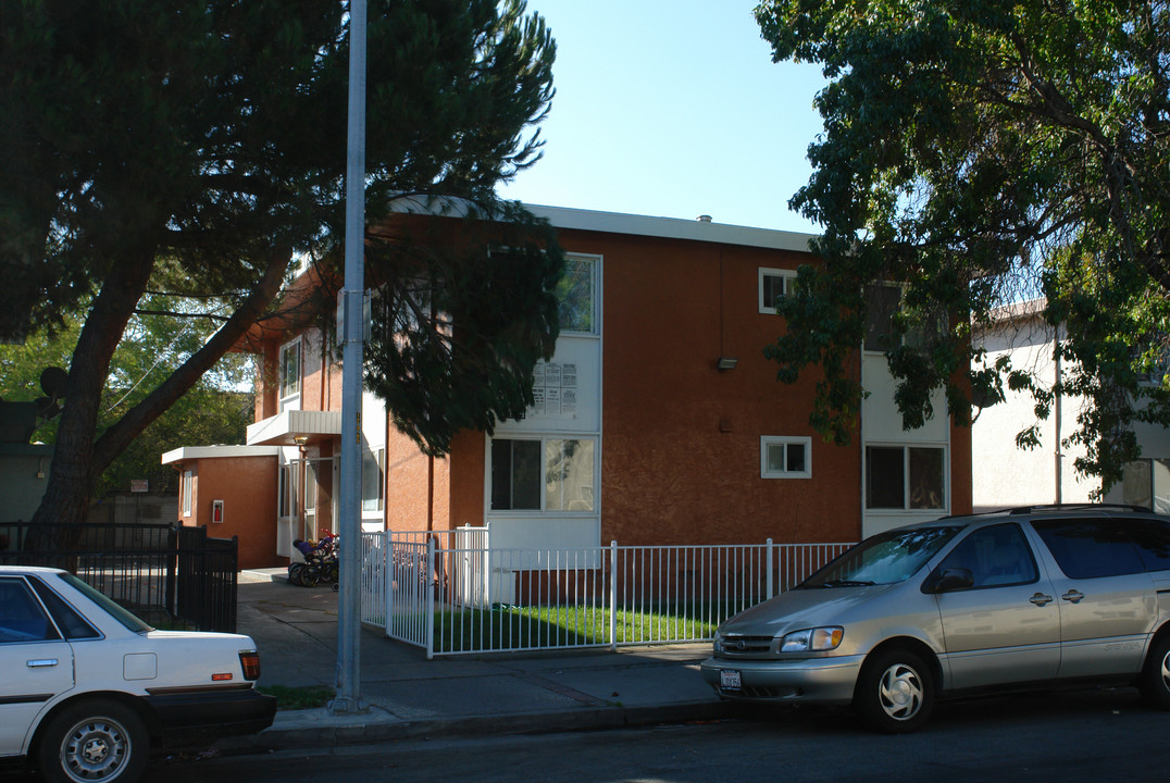 1424 Carnelian Dr in San Jose, CA - Building Photo