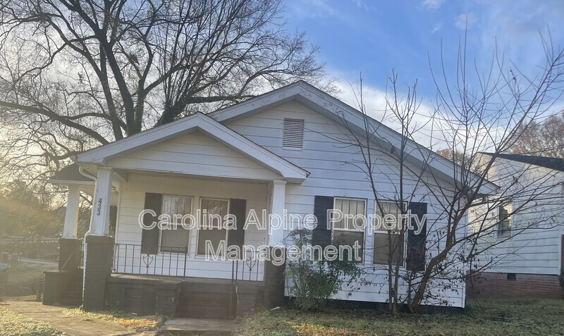 433 W Davidson Ave in Gastonia, NC - Building Photo