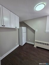 396 W Main St in New Britain, CT - Building Photo - Building Photo