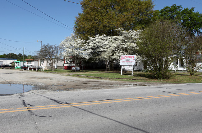 71 Galilee Rd in Smithfield, NC - Building Photo - Building Photo