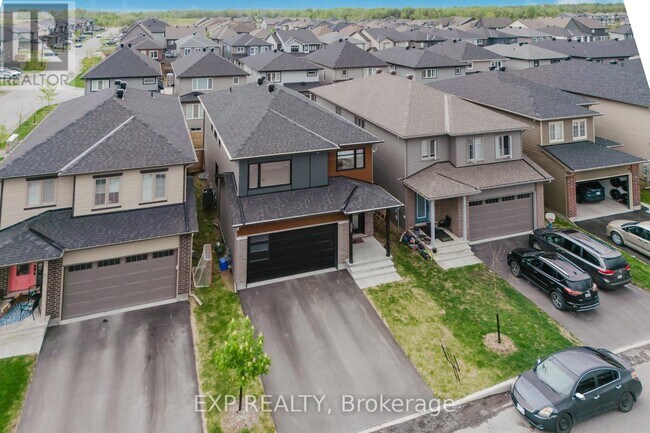 829 Sendero Wy in Ottawa, ON - Building Photo - Building Photo