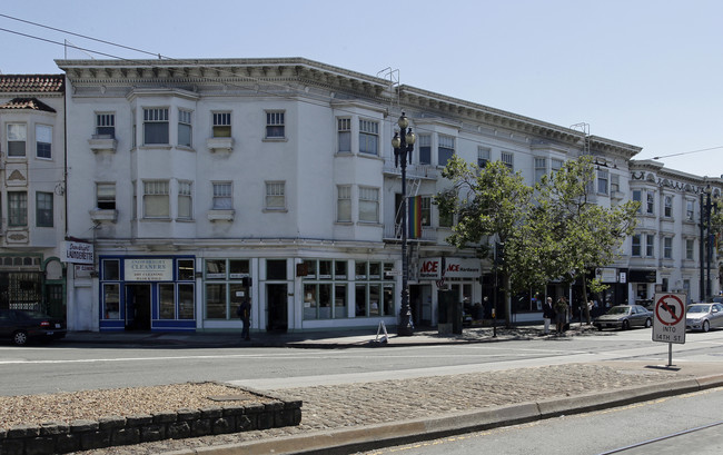 2073-2079 Market St in San Francisco, CA - Foto de edificio - Building Photo