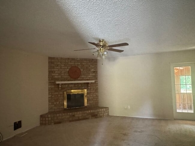 1405 Princeton Ave in Longview, TX - Building Photo - Building Photo