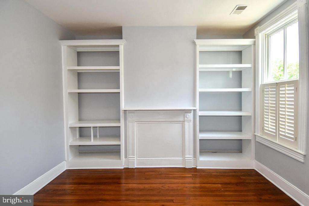 518 N Patrick St in Alexandria, VA - Building Photo