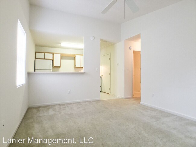 1431 King George Blvd in Savannah, GA - Foto de edificio - Building Photo
