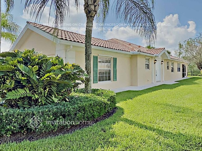 8404 Cozumel Ln in Wellington, FL - Building Photo - Building Photo