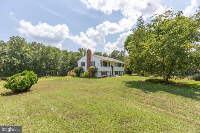 18136 Pepmeier Hill Rd in Woodford, VA - Building Photo - Building Photo